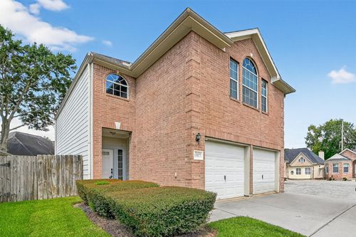 15975 W Bellefontaine Way, Tomball, TX, 77377-2538 | Card Image