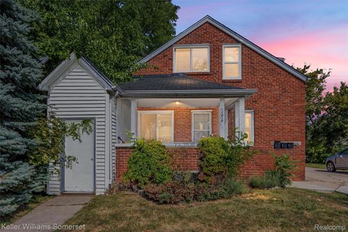 11019 Lozier Ave, Warren, MI, 48089-1700 | Card Image