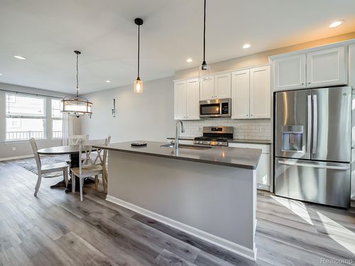 504 Anne Ave, Brighton, MI, 48116-3504 | Card Image