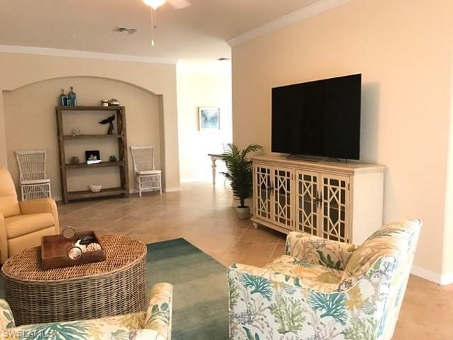 UNIT-201 - 28540 Carlow Ct, Condo with 3 bedrooms, 2 bathrooms and null parking in BONITA SPRINGS FL | Image 5