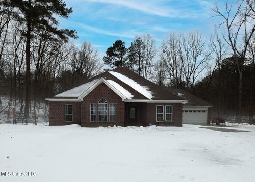 200 S Mullins Rd, Holly Springs, MS, 38635-7344 | Card Image