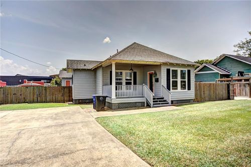 133 Pavie St, Natchitoches, LA, 71457-4734 | Card Image