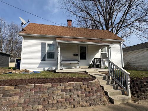 1009 S Crown St, Greencastle, IN, 46135-2021 | Card Image