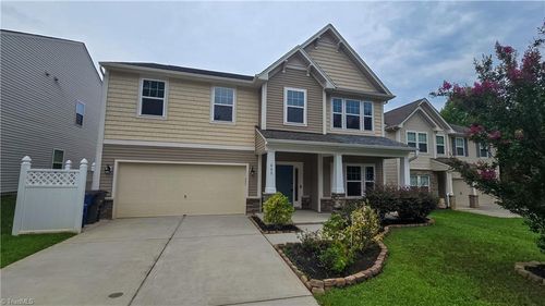 489 Green Arbor Lane, Winston-Salem, NC, 27103 | Card Image