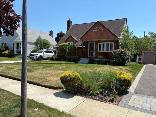2486 Natta Boulevard, Hempstead, NY, 11710 | Card Image