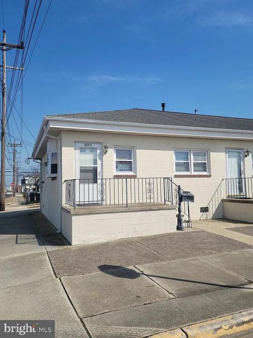 apt-c-327 W Maple Ave, WILDWOOD, NJ, 08260-2382 | Card Image