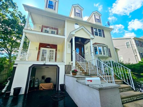 33 Lakeside Dr, Shrewsbury, MA, 01545-4541 | Card Image