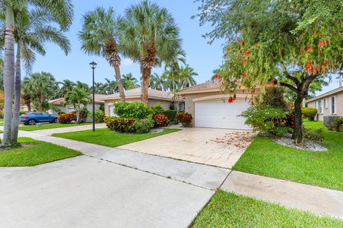 9719 Crescent View Dr S, Boynton Beach, FL, 33437-5922 | Card Image
