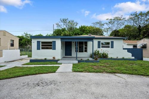 821 43rd St, West Palm Beach, FL, 33407-3709 | Card Image