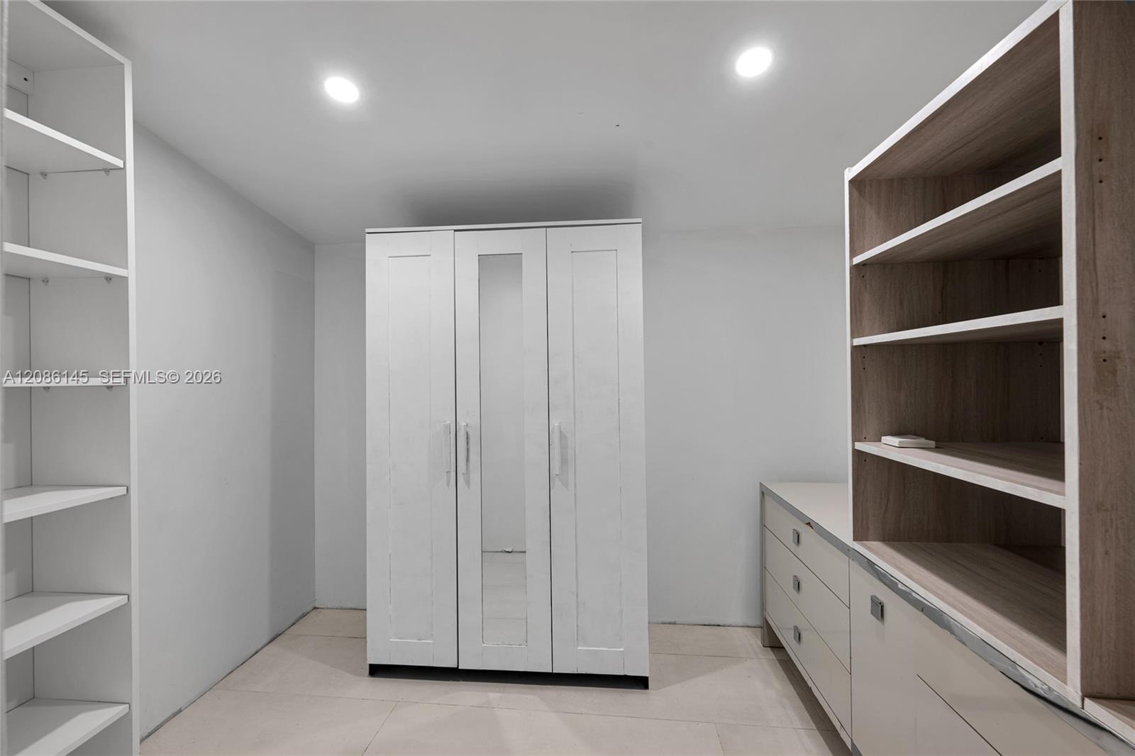 Residential Lease in North Miami Beach