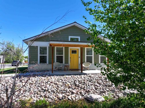 660 N 2nd St, Lander, WY, 82520-2301 | Card Image