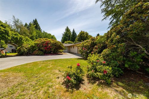 21316 Rolling Ridge Dr, Sedro Woolley, WA, 98284-8792 | Card Image