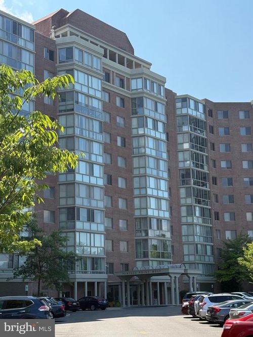 apt-1021-3210 N Leisure World Blvd, SILVER SPRING, MD, 20906-7606 | Card Image