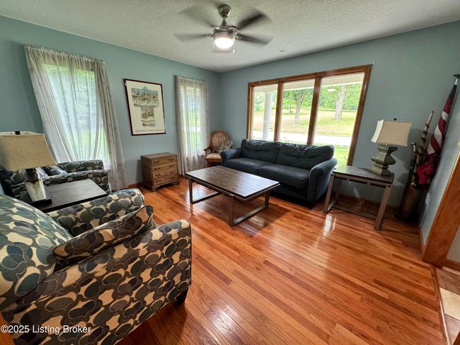 601 Indian Ridge Rd, House other with 4 bedrooms, 3 bathrooms and null parking in Falls Of Rough KY | Image 9