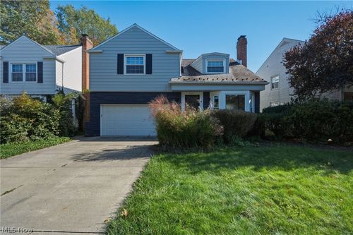 2255 S Belvoir Blvd, University Heights, OH, 44118-3313 | Card Image