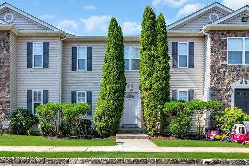 46 Aspen Ct, Lakewood, NJ, 08701-4333 | Card Image