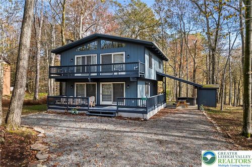 110 Violet Pl, Tobyhanna, PA, 18466-7920 | Card Image