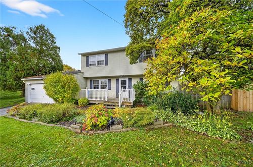 4336 Forestbrook Dr, Liverpool, NY, 13090-2439 | Card Image