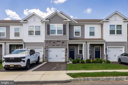 75 Nelsons Way, Westampton, NJ, 08060-5401 | Card Image