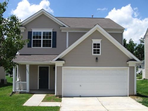 2807 Forest Grove Ct, Charlotte, NC, 28269-1044 | Card Image
