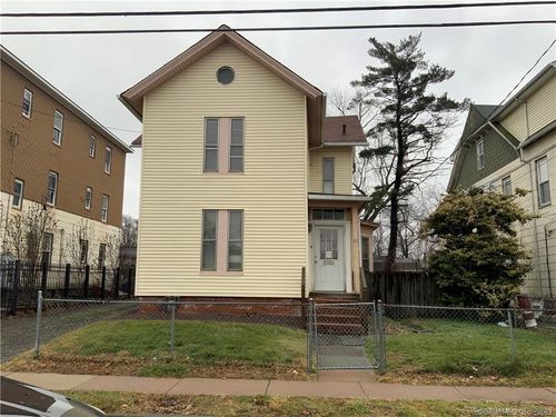 82 Madison Ave, Hartford, CT, 06106-2056 | Card Image