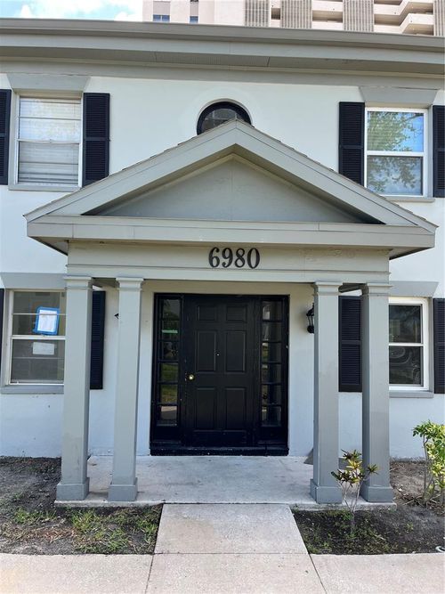apt-2-6980 Avenue Des Palais, South Pasadena, FL, 33707-2836 | Card Image