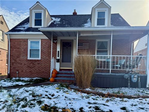 9319 Ansonia Ave, Brooklyn, OH, 44144-2518 | Card Image