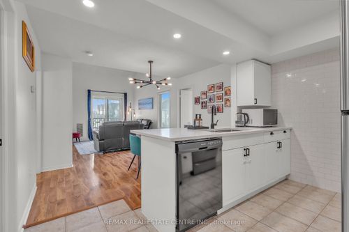 3-51 Petra Way, Whitby, ON, L1R0A8 | Card Image