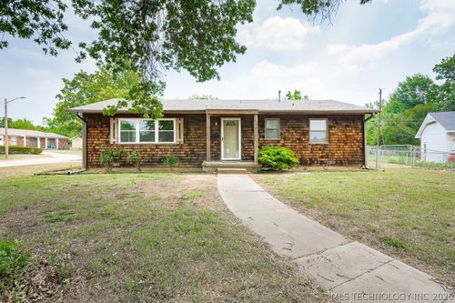 1401 E Cedar Dr, Stillwater, OK, 74075-7904 | Card Image