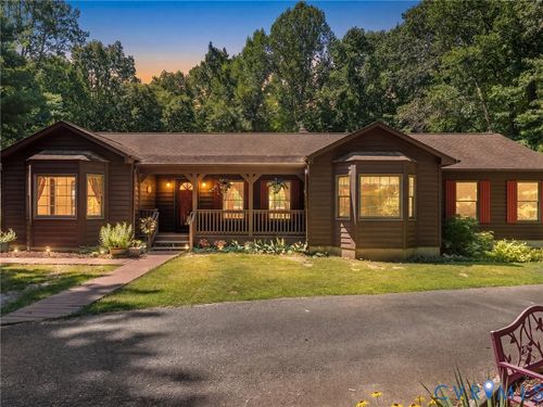 206 Fairfield Ln, King William, VA, 23086-3233 | Card Image