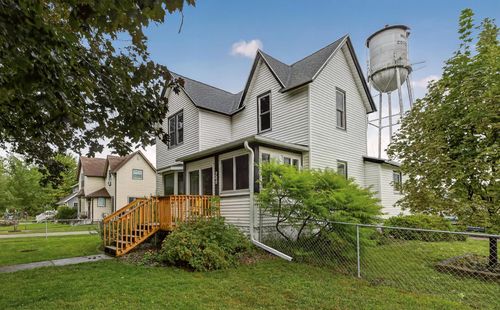 300 Irvin St, West Concord, MN, 55985-8808 | Card Image