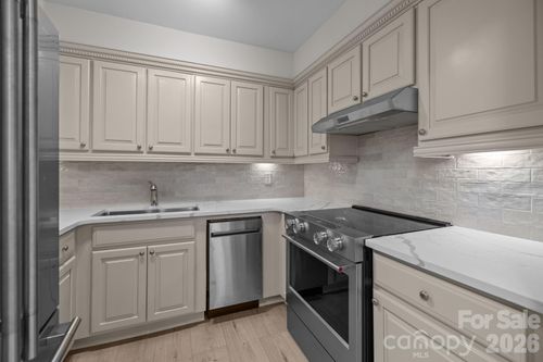 207-2503 Roswell Ave, Charlotte, NC, 28209-1682 | Card Image