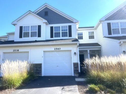 2540-2540 Golf Ridge Cir, Naperville, IL, 60563-2783 | Card Image