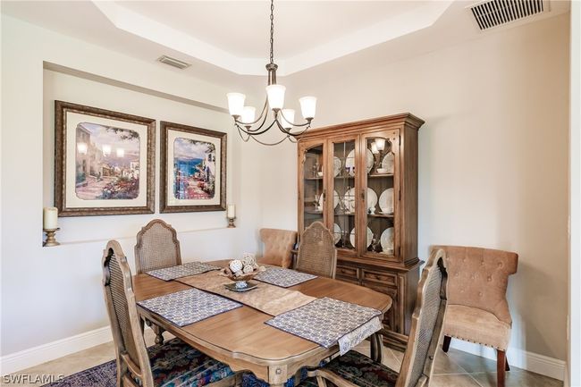 DINING AREA LARGE ENOUGH FOR THE WHOLE FAMILY! | Image 18