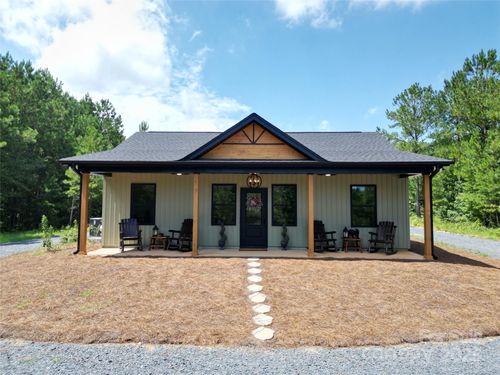 425 Martin Rd, Wadesboro, NC, 28170-9118 | Card Image