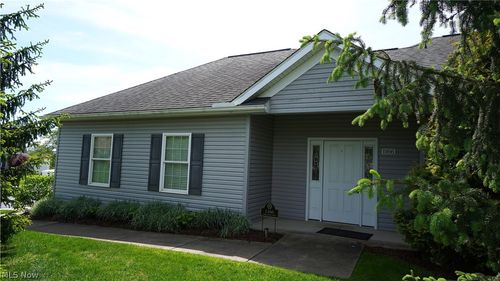 1166 Cobblestone Dr, Tallmadge, OH, 44278-3409 | Card Image