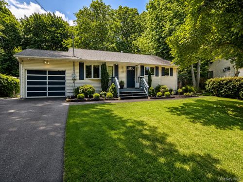 54 Capt Shankey Dr, Garnerville, NY, 10923-1323 | Card Image