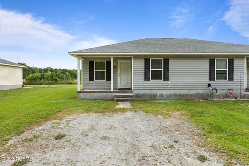132 Lain Mark Dr, Hubert, NC, 28539-3710 | Card Image