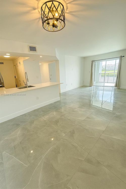 apt-206-8680 Sw 212th St, Cutler Bay, FL, 33189-3357 | Card Image