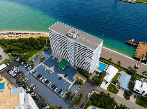 5b-2100 S Ocean Dr, Fort Lauderdale, FL, 33316-3841 | Card Image