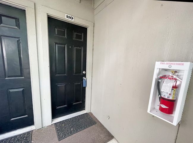 View of exterior entry | Image 6