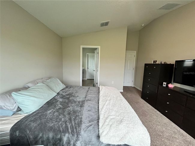 Primary Bedroom | Image 15