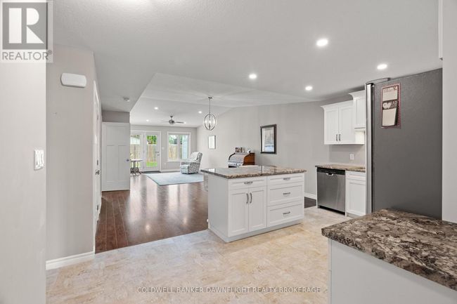 40 Devon Dr, Townhouse with 2 bedrooms, 2 bathrooms and 2 parking in Exeter ON | Image 10