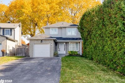 56 Knicely Rd, House other with 3 bedrooms, 2 bathrooms and 5 parking in Barrie ON | Image 1