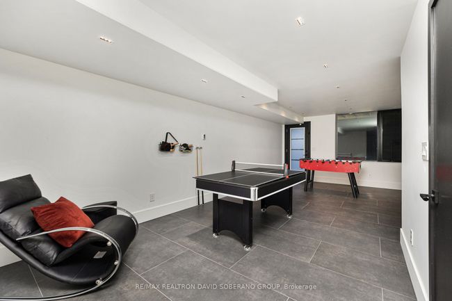102 Ulster St, House attached with 4 bedrooms, 5 bathrooms and 1 parking in Toronto ON | Image 43