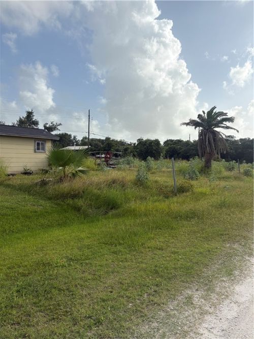 246 Post Oak Ln, Rockport, TX, 78382-7959 | Card Image
