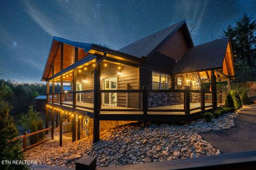 1608 Mitchell Farm Rd, Sevierville, TN, 37876-8712 | Card Image