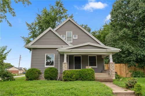307 N College St, Richmond, MO, 64085-1605 | Card Image