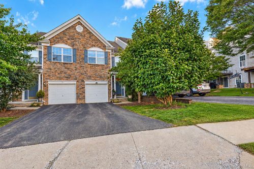 92 Barr Ln, Monroe, NY, 10950-4939 | Card Image