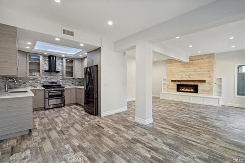 72-10831 Roycroft St, Sun Valley, CA, 91352 | Card Image